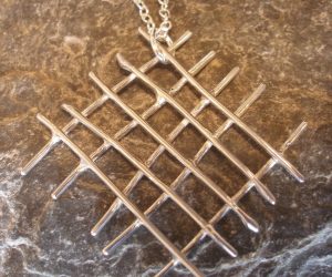 mesh necklace