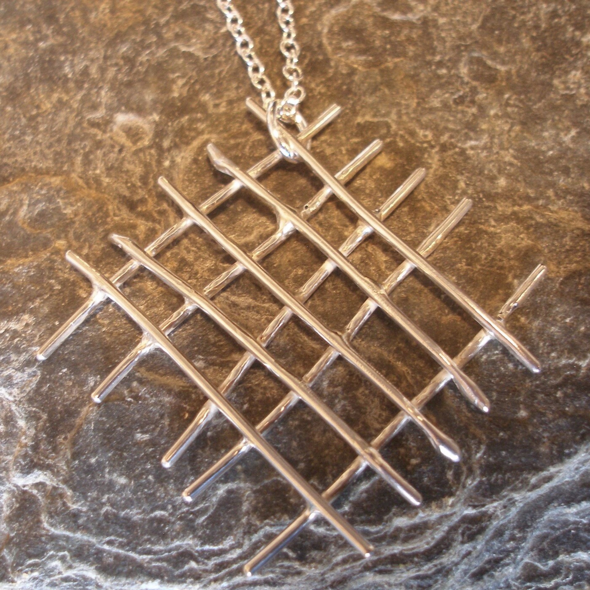 mesh necklace